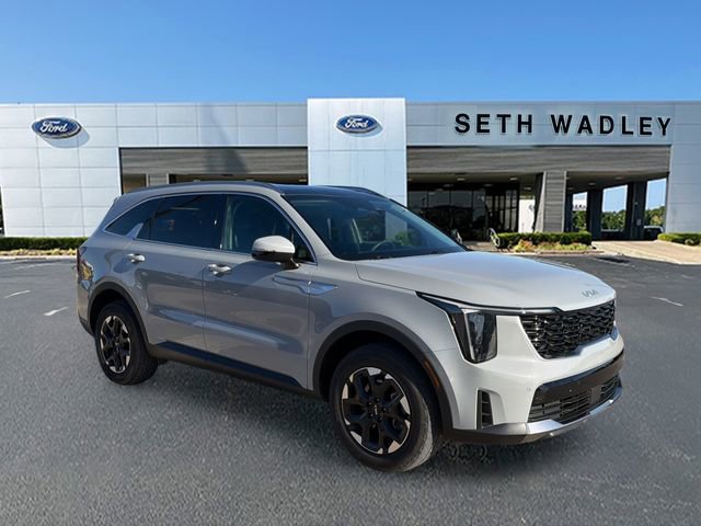 Used 2025 Kia Sorento S w/ Panoramic Sunroof Package