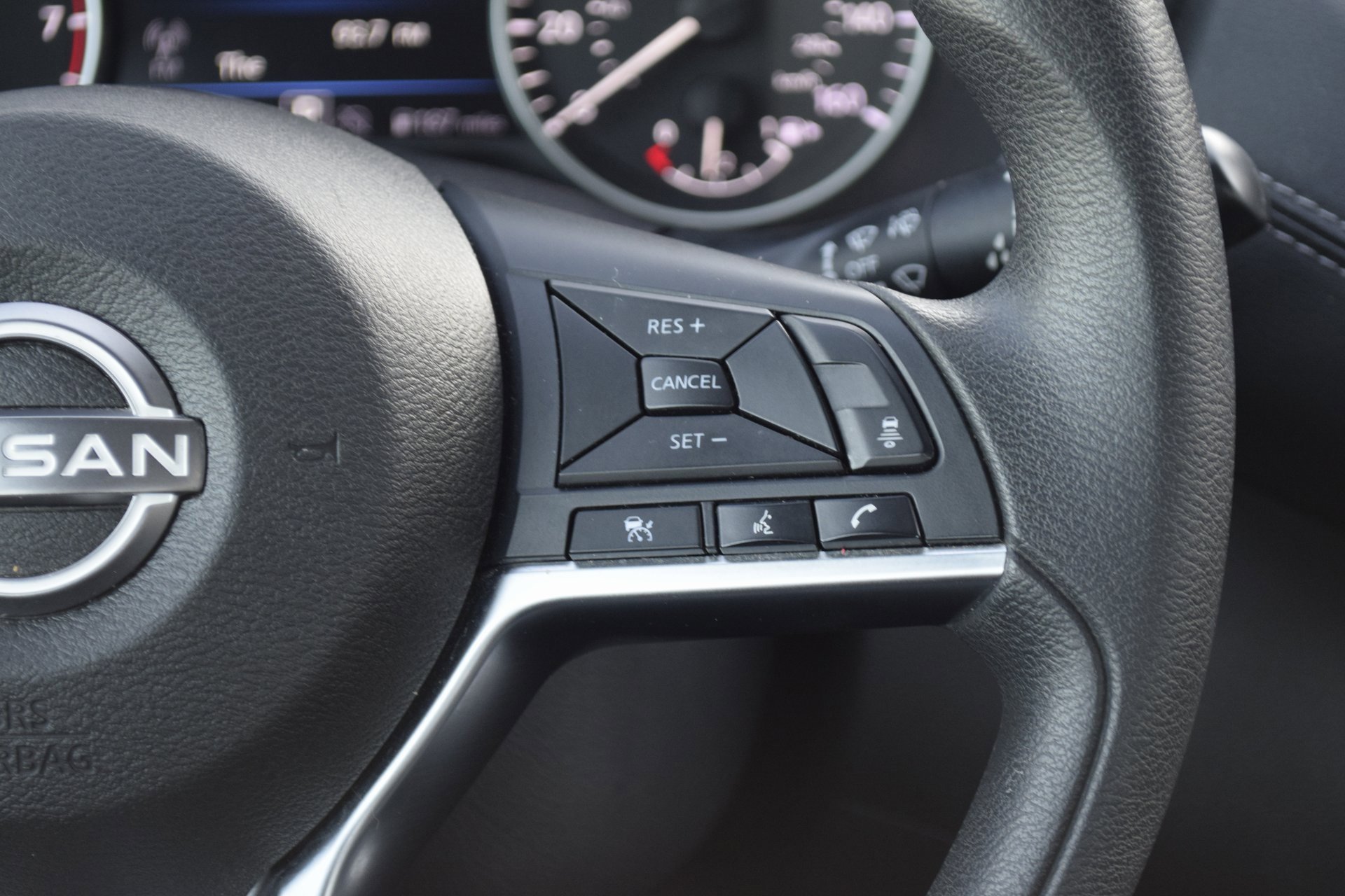 Used 2024 Nissan Sentra SV image 13