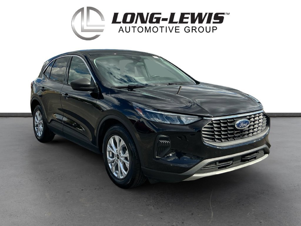 Certified 2024 Ford Escape Active w/ Cold Weather Package FWD image 10
