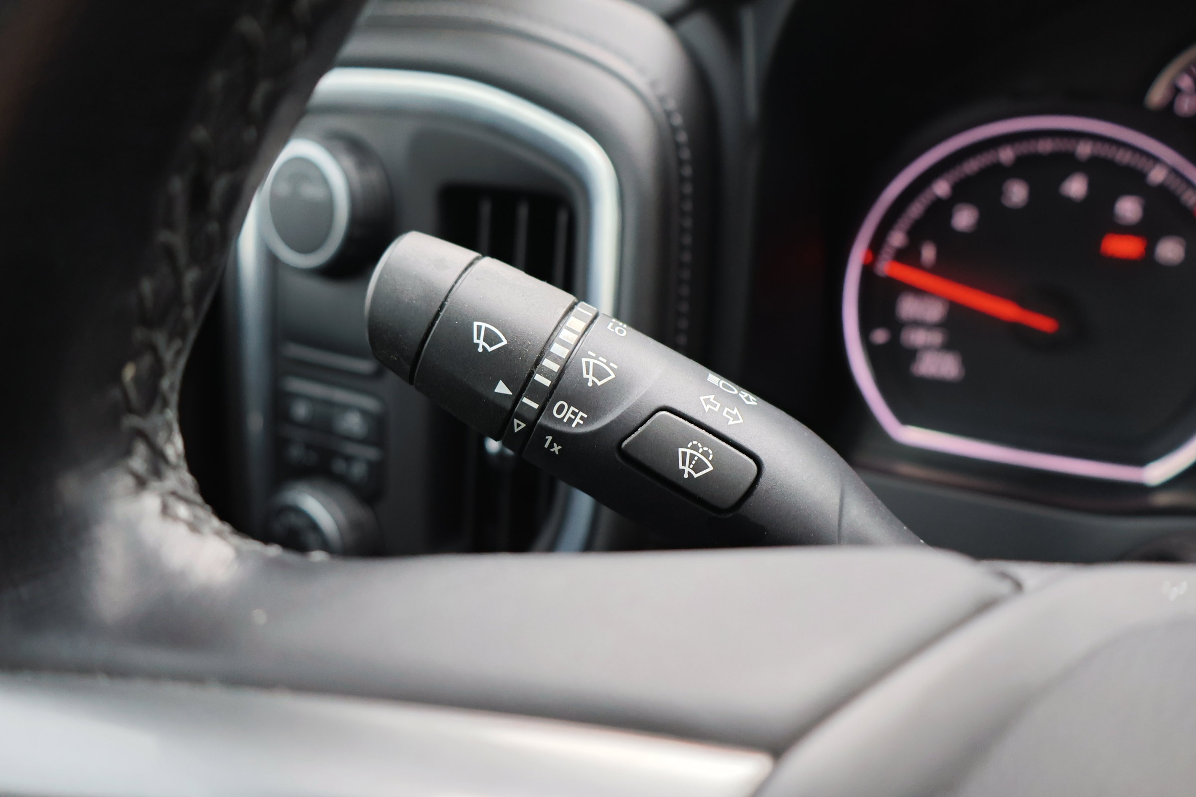 Used 2020 Chevrolet Silverado 1500 RST w/ Texas Edition image 18