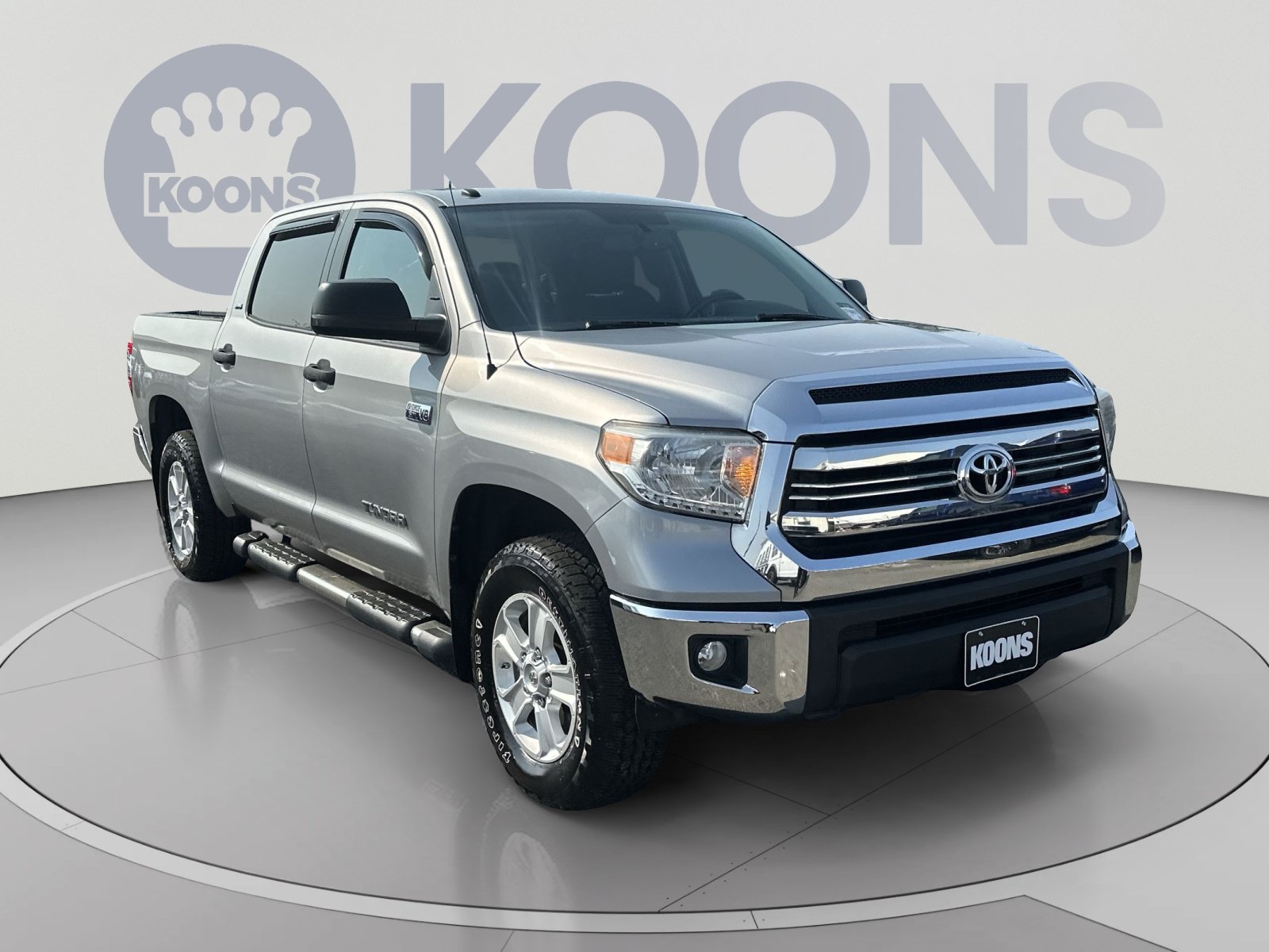 Used 2017 Toyota Tundra SR5 w/ SR5 Upgrade Package AWD/4WD image 18