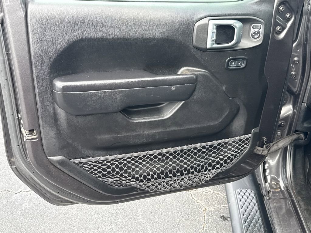 Used 2021 Jeep Gladiator Sport image 10