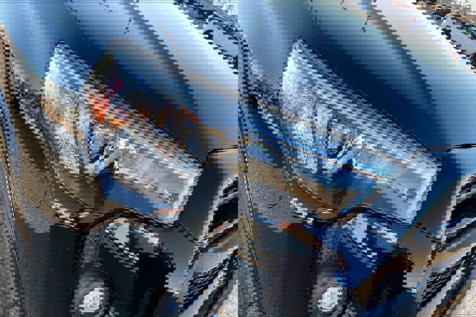 Used 2022 Toyota 4Runner SR5 Premium w/ Moonroof Package image 26