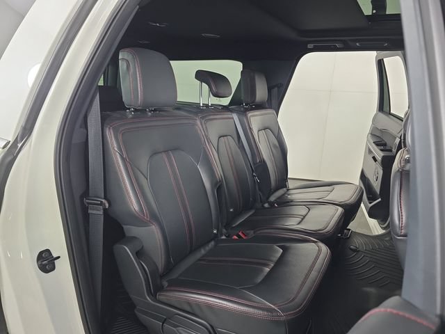 Certified 2022 Ford Expedition Max Limited AWD/4WD image 30