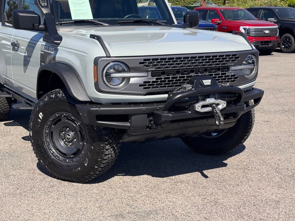 Certified 2023 Ford Bronco Everglades AWD/4WD image 3