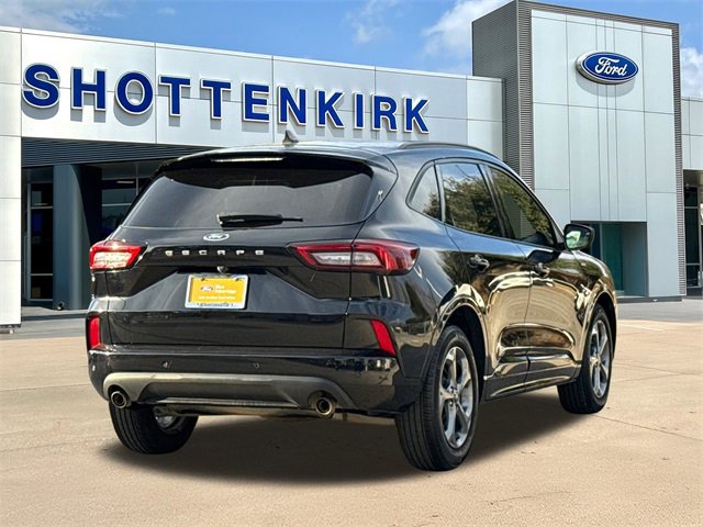 Certified 2023 Ford Escape ST-Line w/ Tech Pack #1 image 8