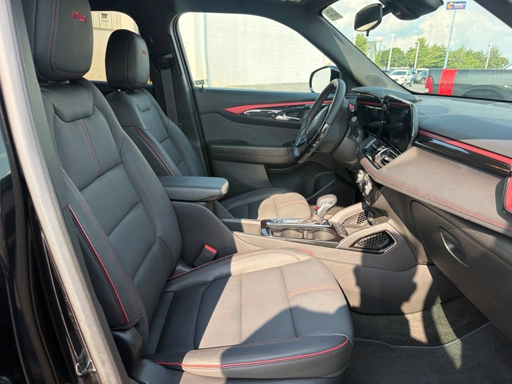 Used 2024 Chevrolet TrailBlazer RS w/ Driver Confidence Package AWD/4WD image 40