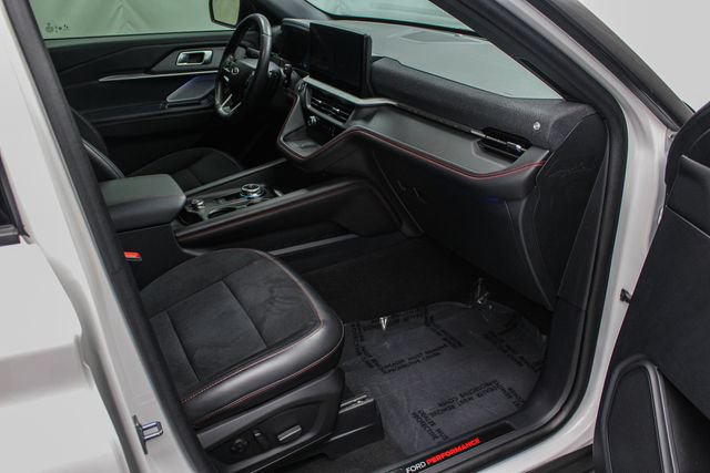 Certified 2025 Ford Explorer ST AWD/4WD image 15