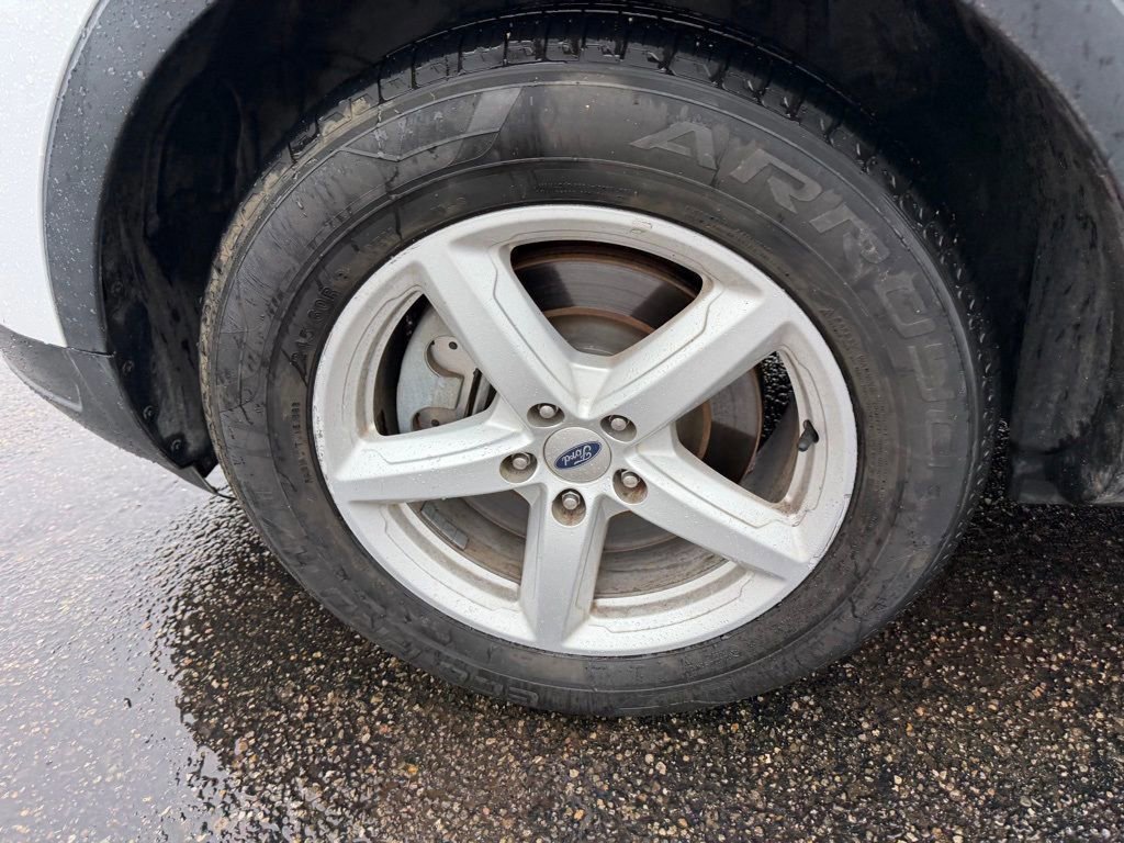 Certified 2018 Ford Explorer XLT image 32