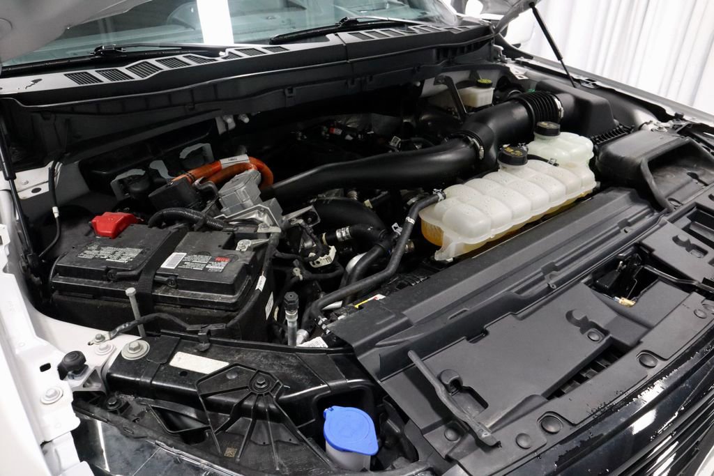 Certified 2024 Ford F150 Platinum w/ Equipment Group 702A High image 17