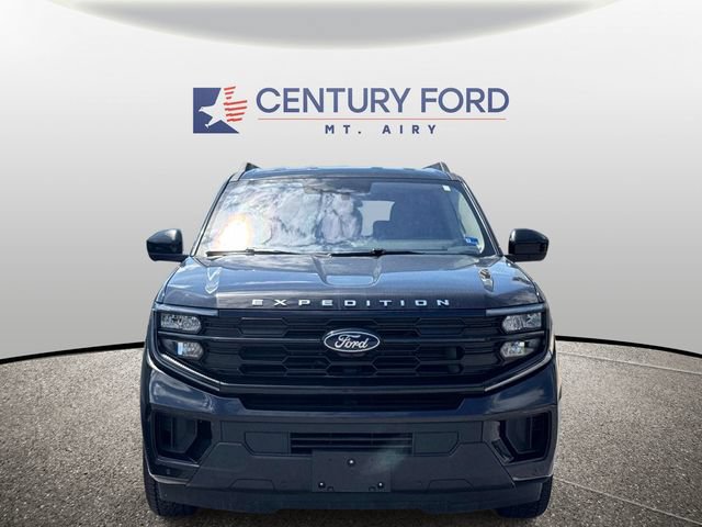 Certified 2025 Ford Expedition Max Active AWD/4WD image 3