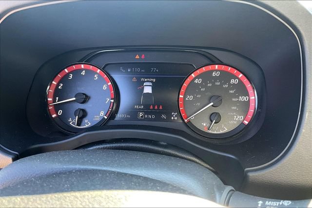 Used 2025 Nissan Frontier PRO-4X AWD/4WD image 23