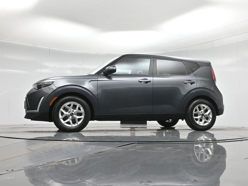 Used 2023 Kia Soul LX w/ Option Group 015 image 23