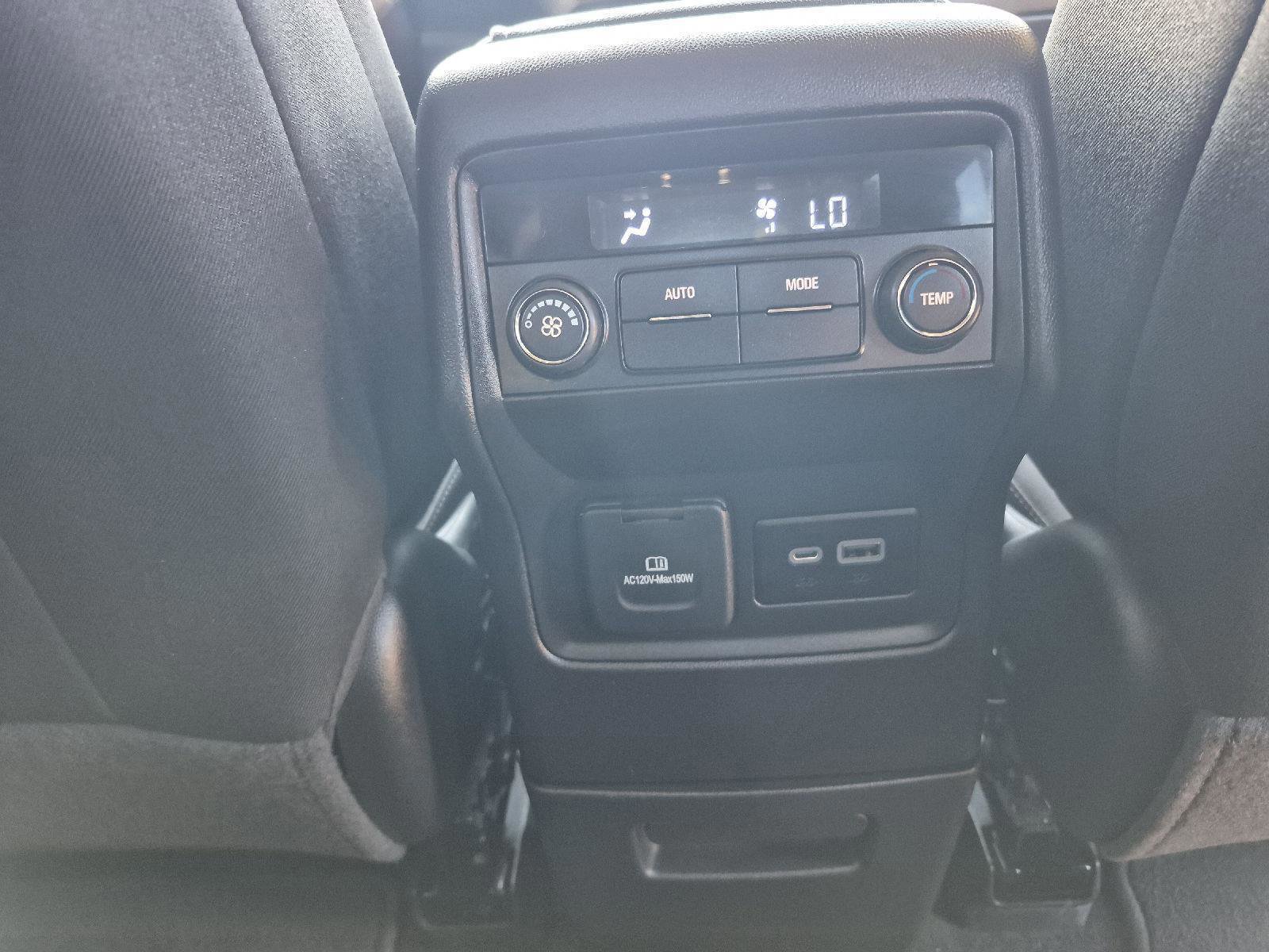 Used 2023 GMC Acadia SLE w/ Driver Convenience Package image 13