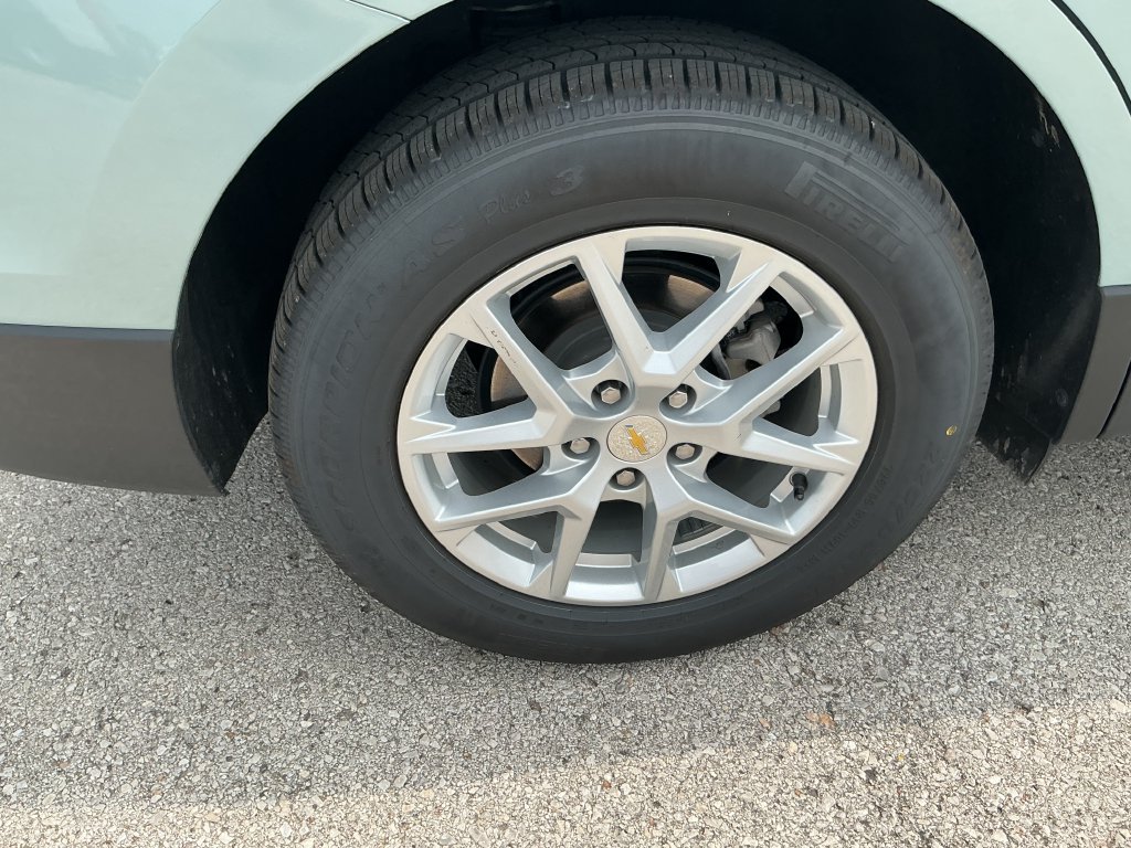 Used 2022 Chevrolet Equinox LT FWD image 11