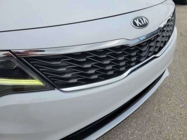 Used 2020 Kia Optima LX FWD image 12