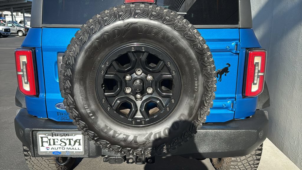Certified 2022 Ford Bronco Wildtrak AWD/4WD image 8