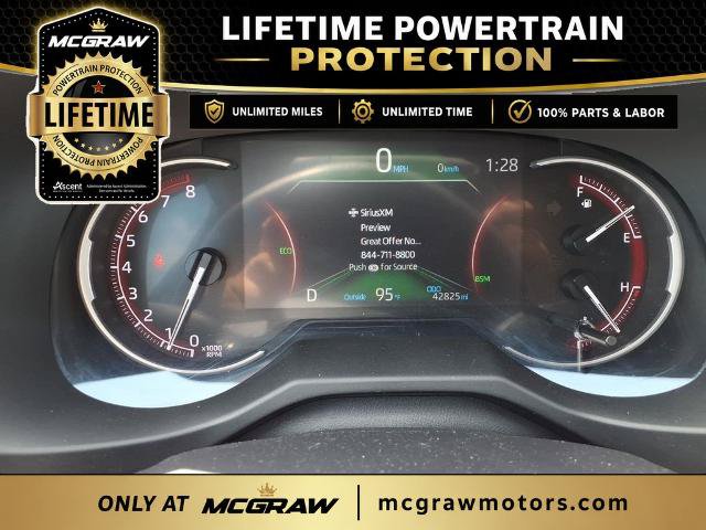 Used 2025 Toyota RAV4 XLE AWD/4WD image 20