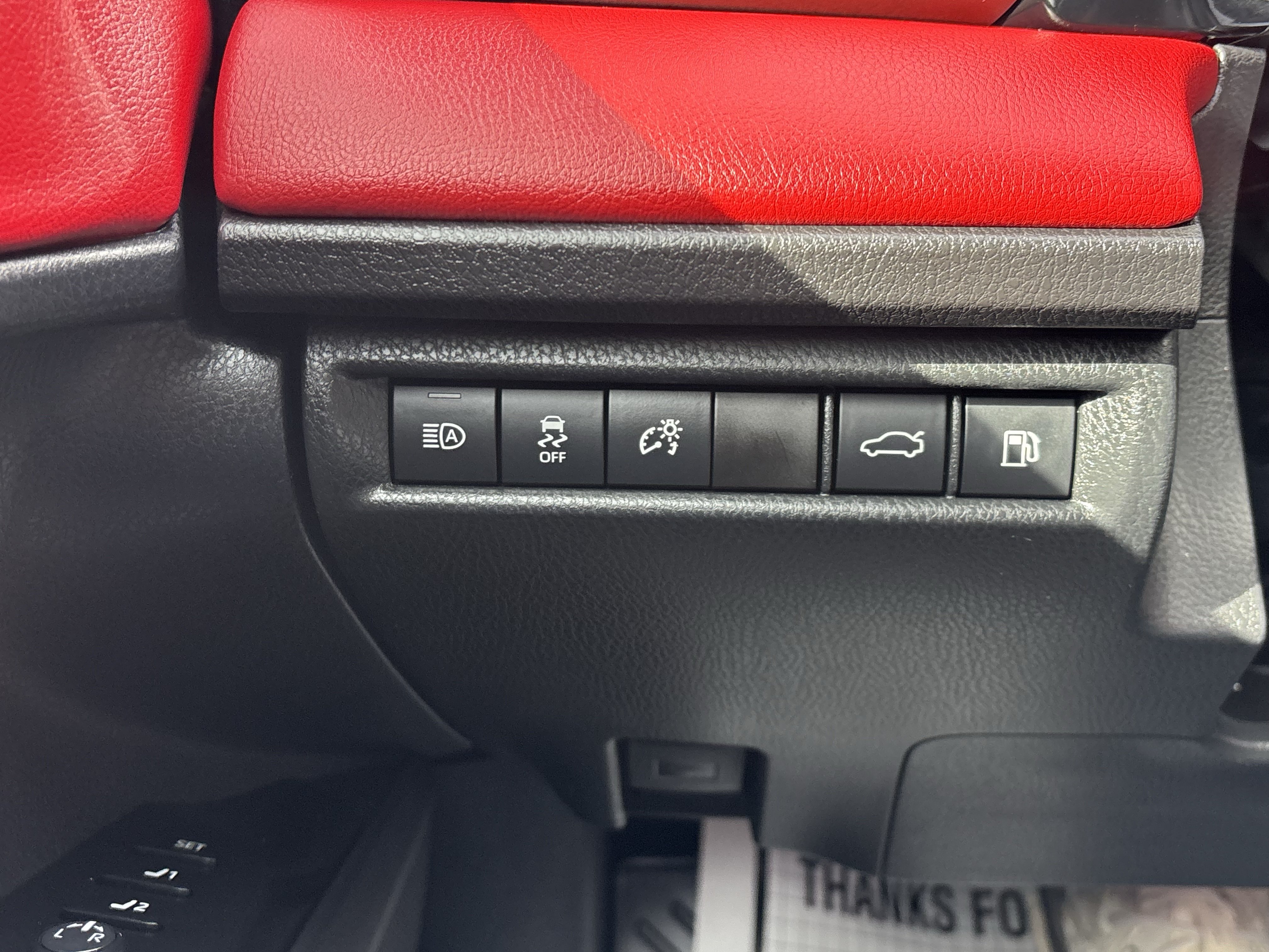 Used 2026 Toyota Camry XSE w/ Premium Package FWD image 9