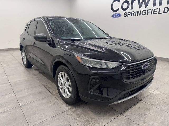 Certified 2024 Ford Escape Active w/ Cold Weather Package image 8