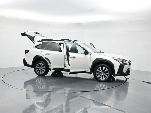 Used 2023 Subaru Outback Touring image 52