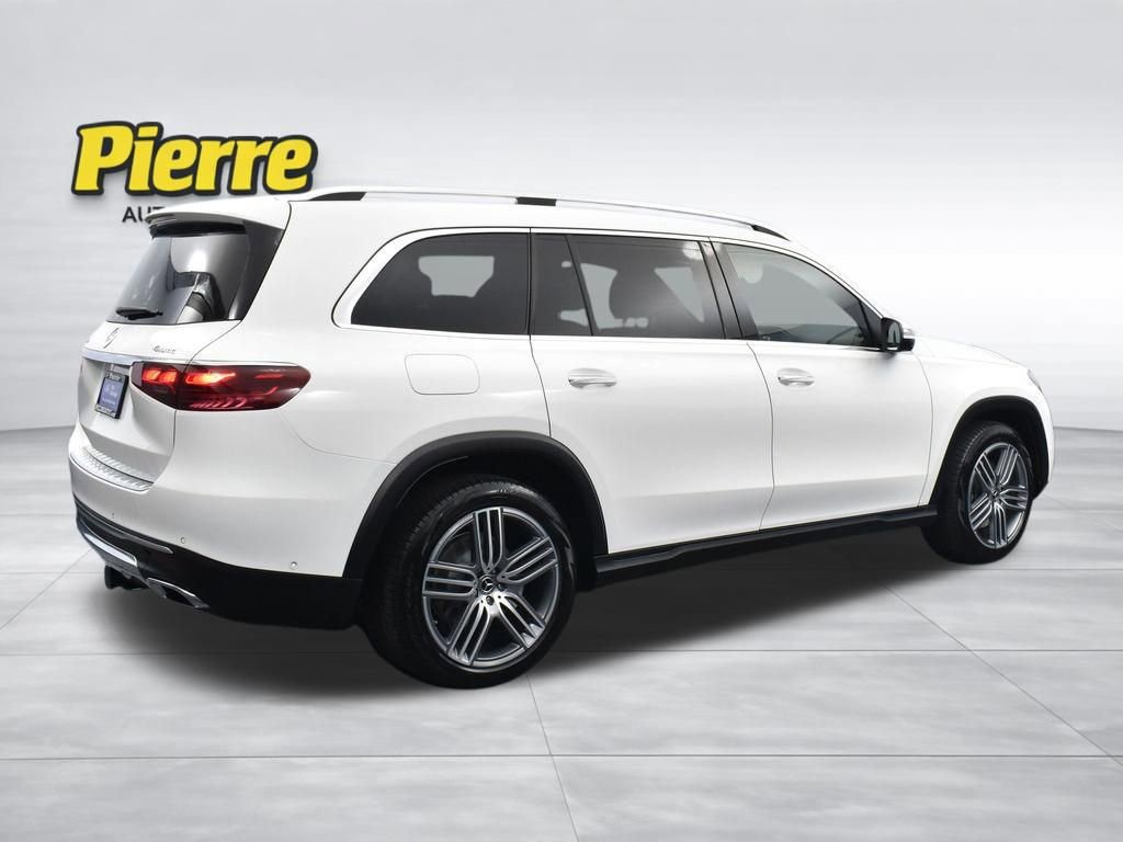Used 2025 Mercedes-Benz GLS 450 4MATIC image 5