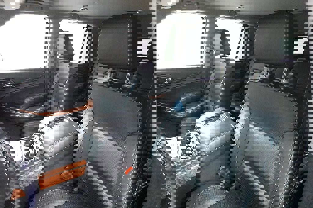 Used 2020 Chevrolet Tahoe Premier w/ Max Trailering Package image 12