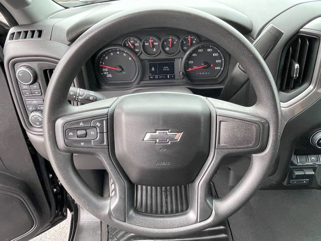 Used 2024 Chevrolet Silverado 1500 Custom Trail Boss w/ Dark Appearance Package image 16