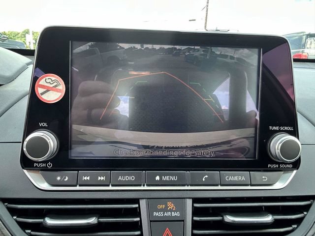 Used 2025 Nissan Altima 2.5 SV FWD image 20