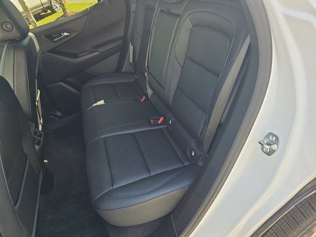 Used 2025 Chevrolet Equinox LT w/ Convenience Package II FWD image 14
