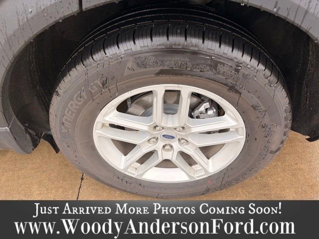 Certified 2025 Ford Explorer Active w/ Active Comfort Package RWD image 7