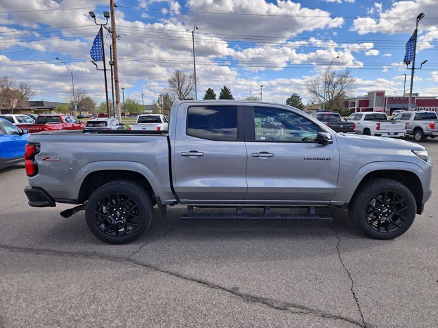 Used 2024 Chevrolet Colorado Z71 w/ LPO, Dark Essentials Package image 2