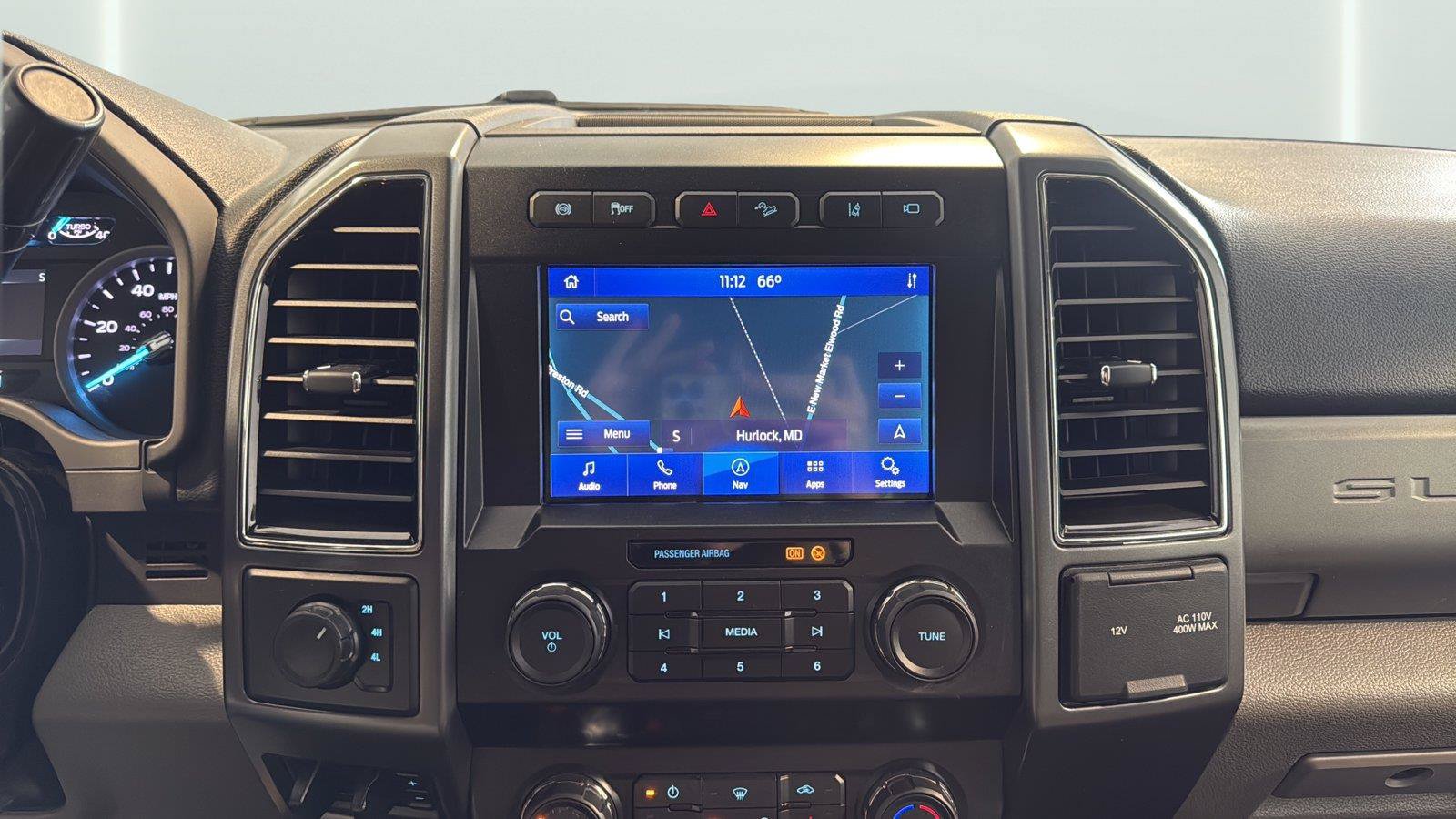 Certified 2022 Ford F350 XLT w/ XLT Premium Package AWD/4WD image 19