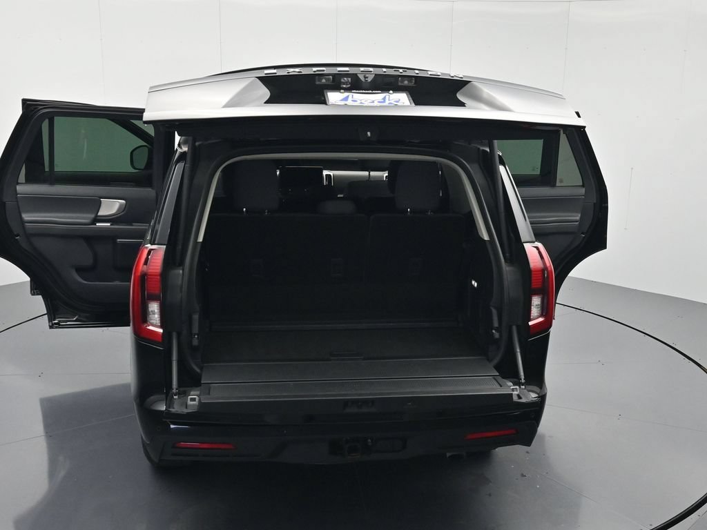 Certified 2025 Ford Expedition Active AWD/4WD image 46