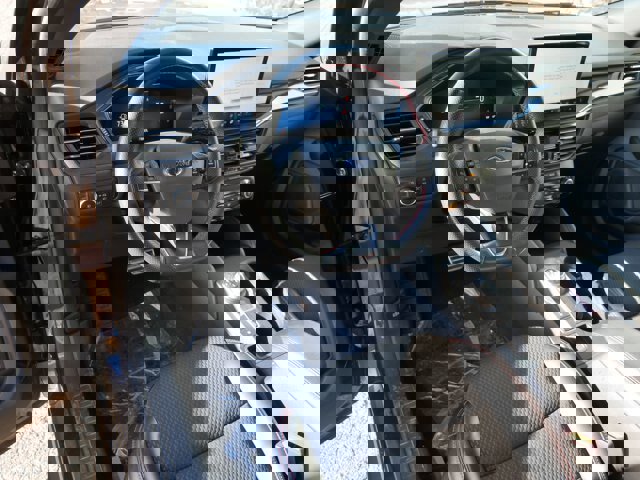 Certified 2023 Ford Escape ST-Line Select w/ Tech Pack #2 image 12