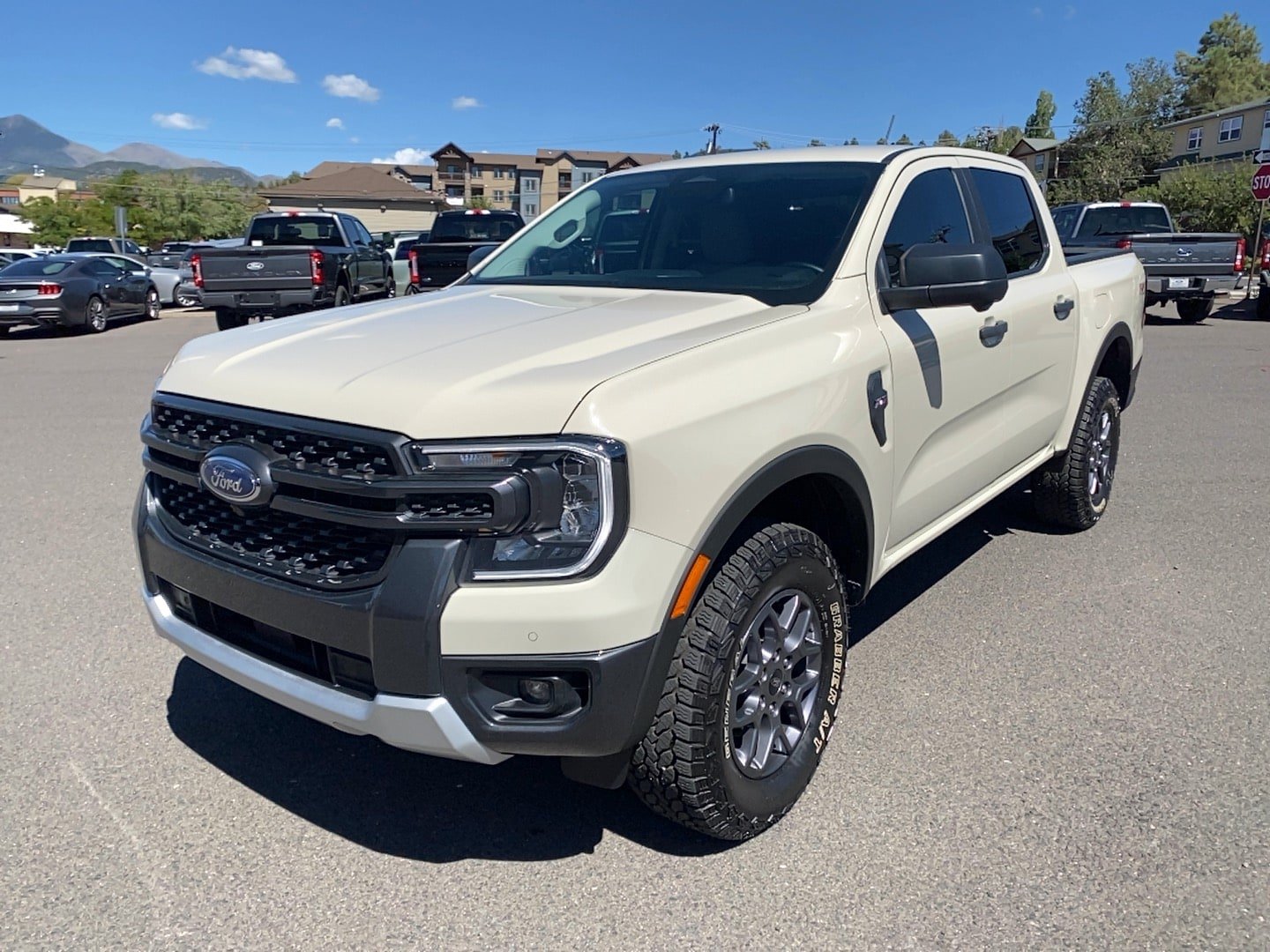 Certified 2025 Ford Ranger XLT AWD/4WD image 2