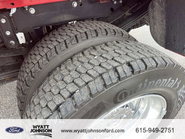 Certified 2025 Ford F450 Lariat w/ Chrome Package image 12