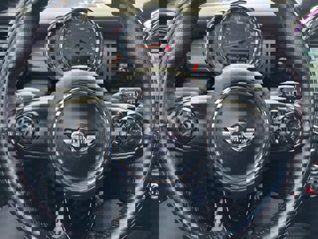 Used 2018 MINI Cooper Convertible image 24