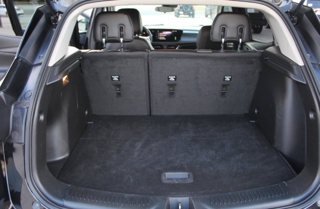 Used 2024 Buick Encore GX Sport Touring w/ Comfort Package FWD image 16