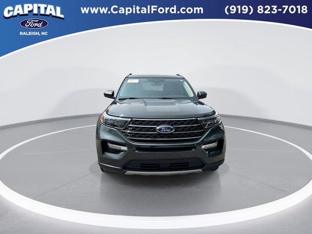 Certified 2023 Ford Explorer XLT w/ Equipment Group 202A AWD/4WD image 3