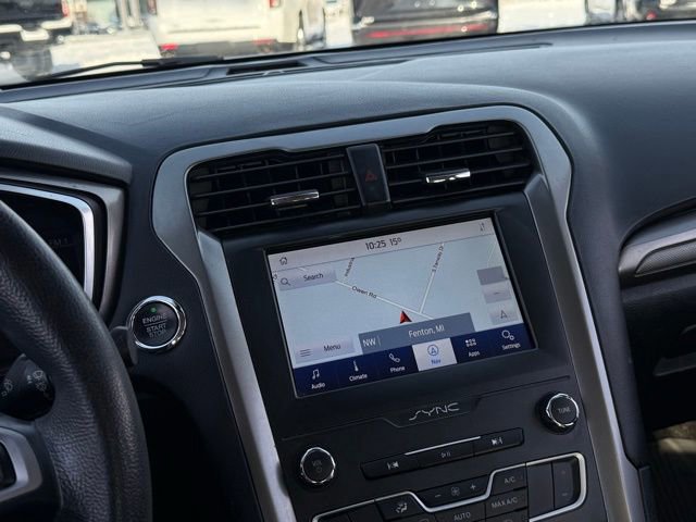 Certified 2020 Ford Fusion SE image 16