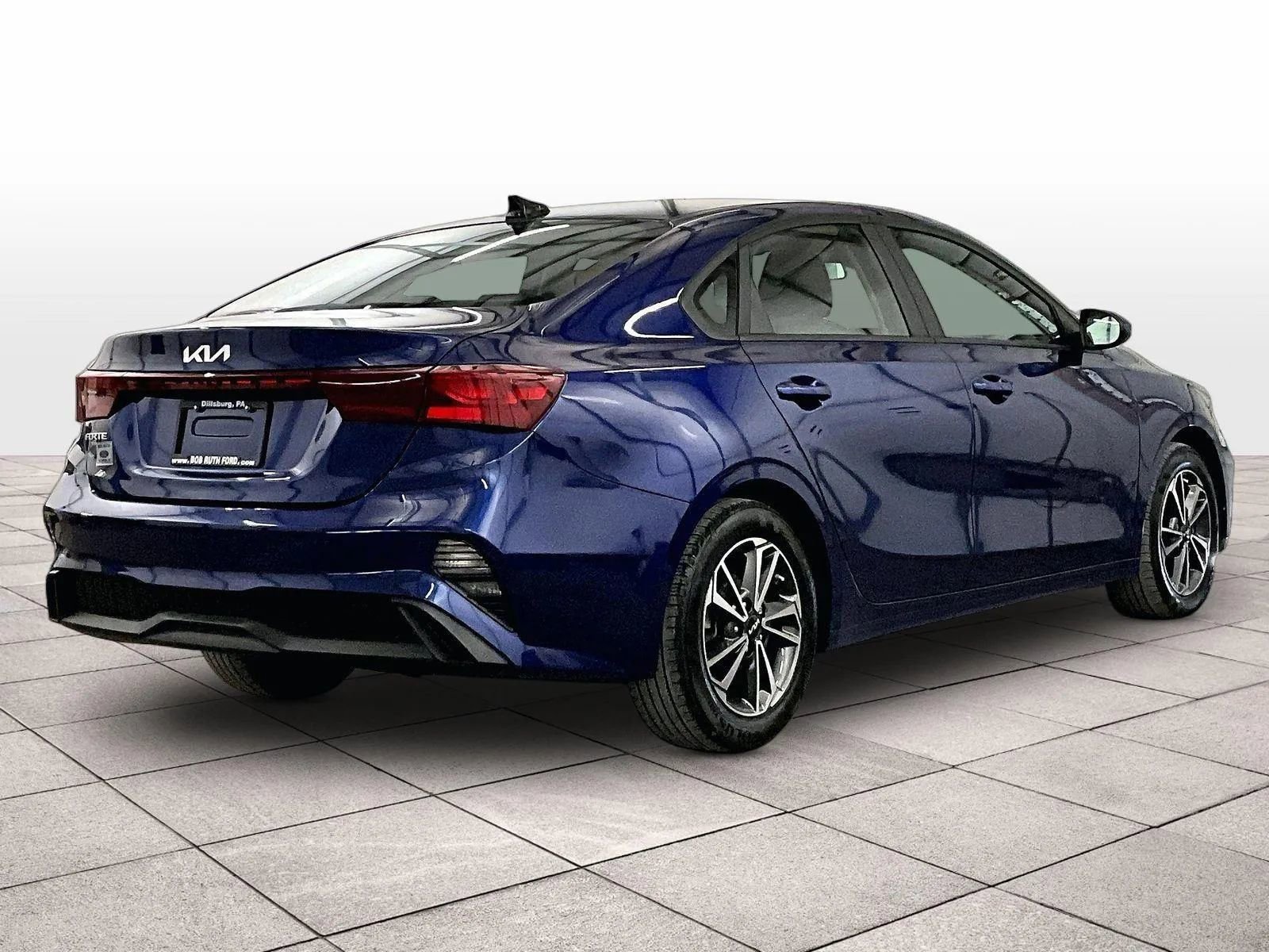 Used 2023 Kia Forte LXS FWD image 11