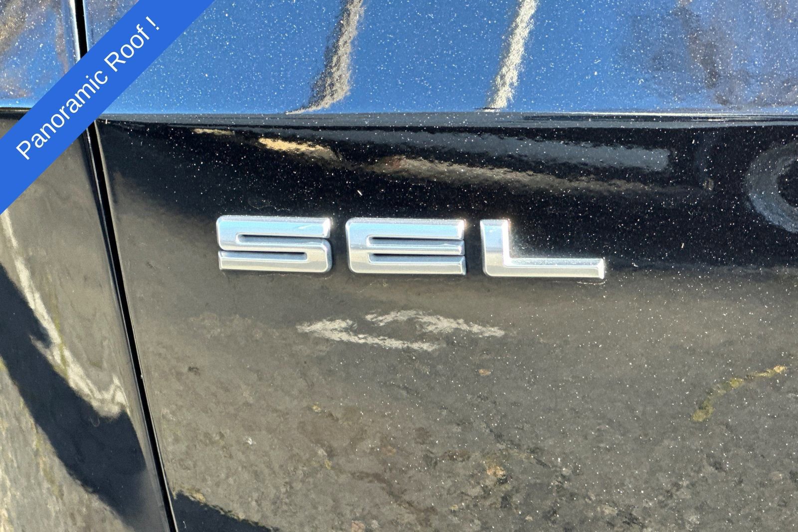 Certified 2022 Ford Escape SEL image 29