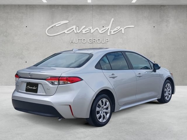 Used 2025 Toyota Corolla LE FWD image 17