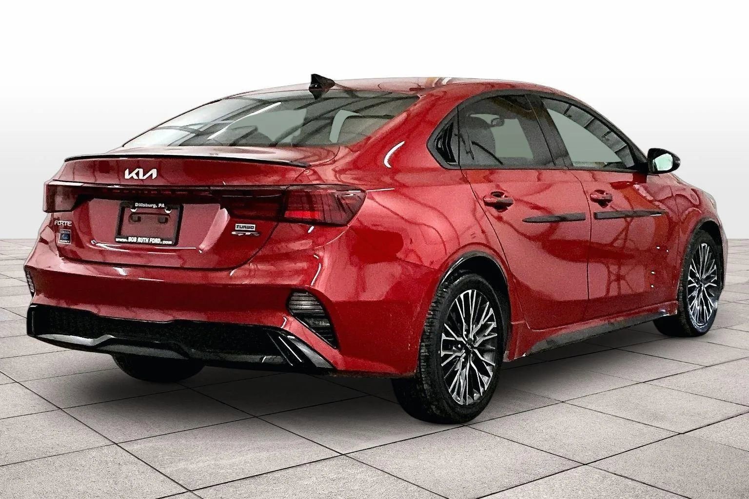 Used 2024 Kia Forte GT-Line image 11