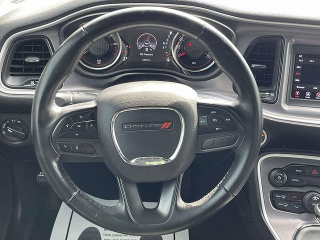 Used 2020 Dodge Challenger SXT RWD image 14