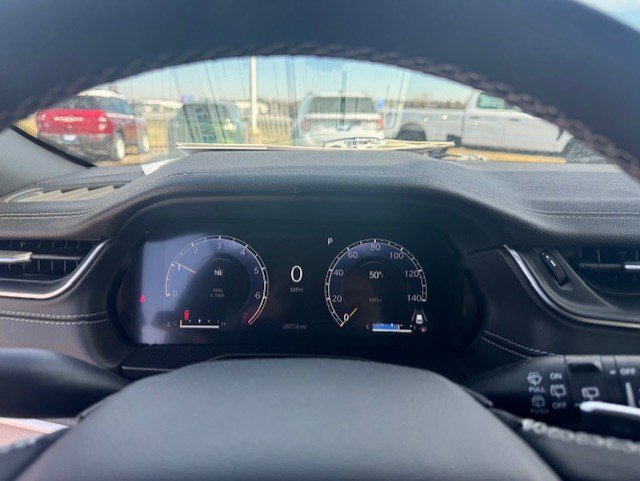 Used 2023 Jeep Grand Cherokee Limited w/ Luxury Tech Group II image 16