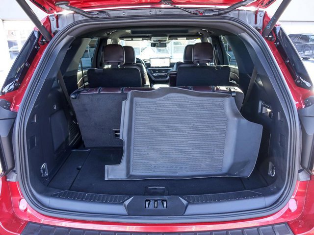 Certified 2025 Ford Explorer Platinum w/ Ultimate Package image 30