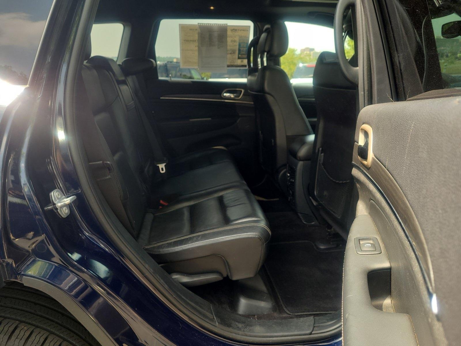 Used 2017 Jeep Grand Cherokee Limited AWD/4WD image 18