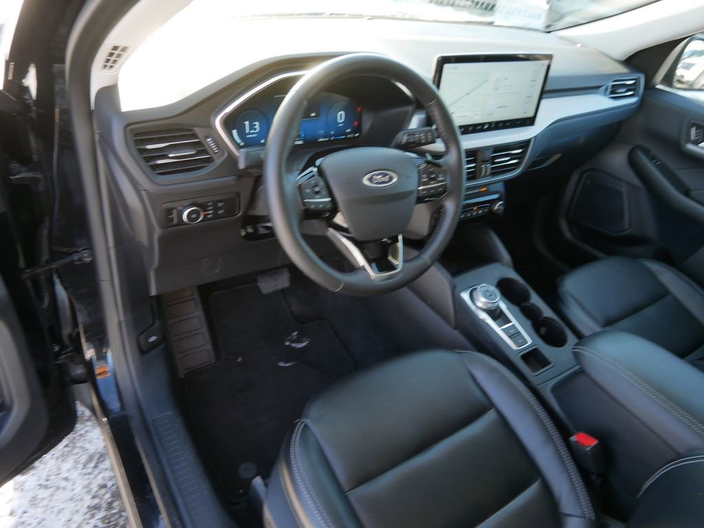 Certified 2024 Ford Escape Platinum image 7